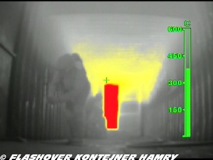 11 - Termokamera - po vzplanuti zplodin horeni.jpg